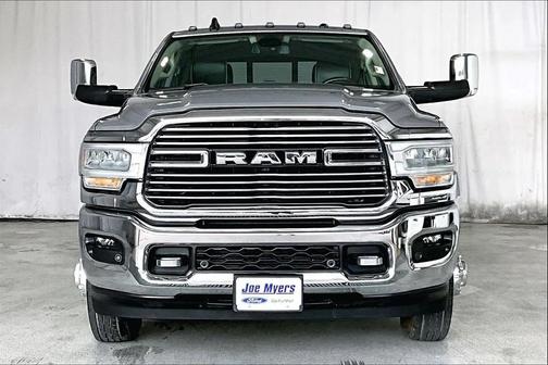 2022 RAM 3500 Laramie Crew Cab 4x4 8' Box