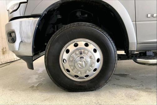 2022 RAM 3500 Laramie Crew Cab 4x4 8' Box