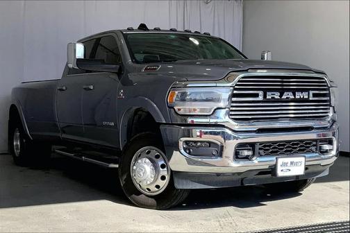 2022 RAM 3500 Laramie Crew Cab 4x4 8' Box