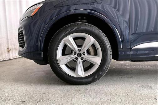 2025 Audi Q7 55 Premium