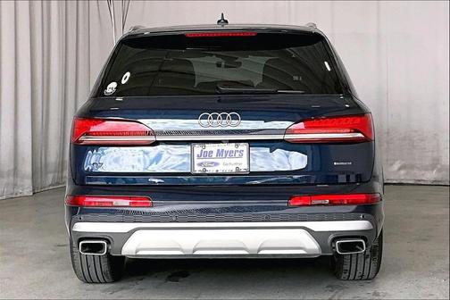2025 Audi Q7 55 Premium
