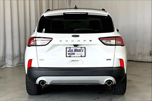 Star White Metallic Tri-Coat 2020 Ford Escape SE