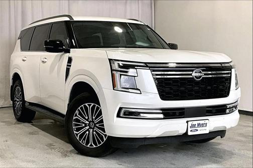 2025 Nissan Armada SL 4WD