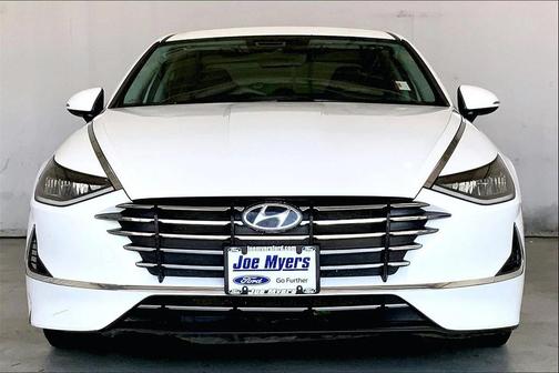2023 Hyundai SONATA SE