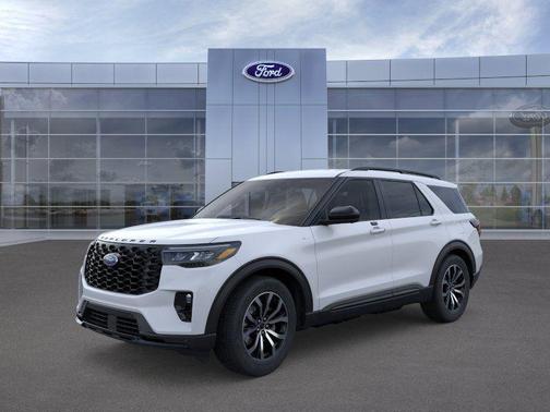 Space White Metallic 2026 Ford Explorer ST-Line