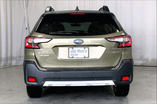 Autumn Green Metallic 2025 Subaru Outback Limited