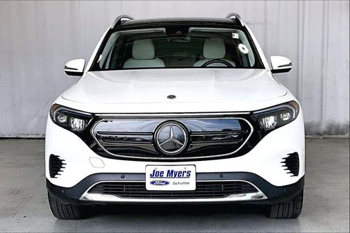 Polar White 2022 Mercedes-Benz EQB 350 4MATIC