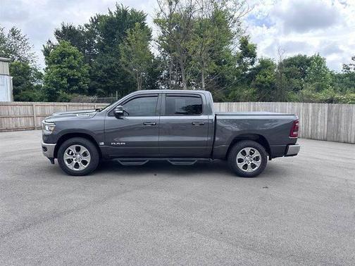 Granite Crystal Metallic Clearcoat 2022 RAM 1500 Big Horn/Lone Star