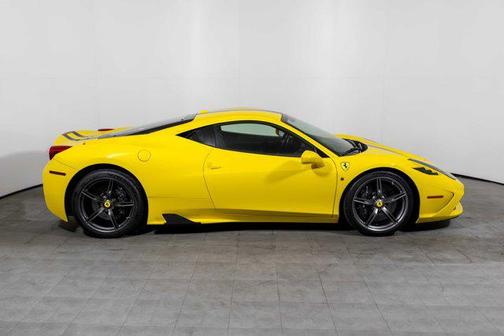2015 Ferrari 458 Speciale Base