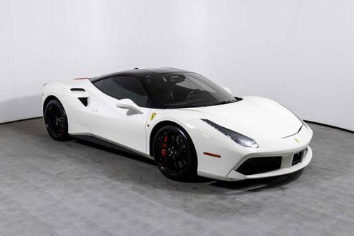 2016 Ferrari 488 GTB 2dr Cpe
