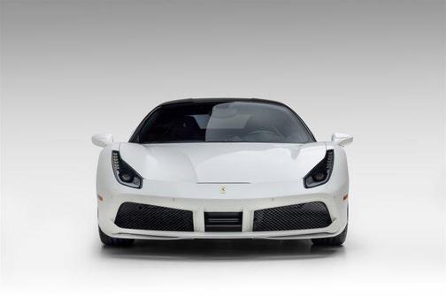 2016 Ferrari 488 GTB 2dr Cpe