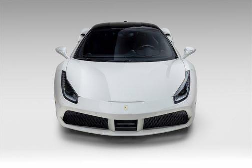 2016 Ferrari 488 GTB 2dr Cpe