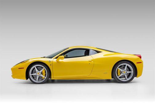2012 Ferrari 458 Italia Base