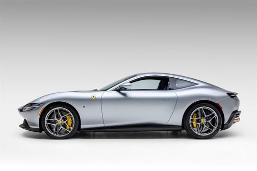 Grigio Titanio Metall 2023 Ferrari Roma Coupe