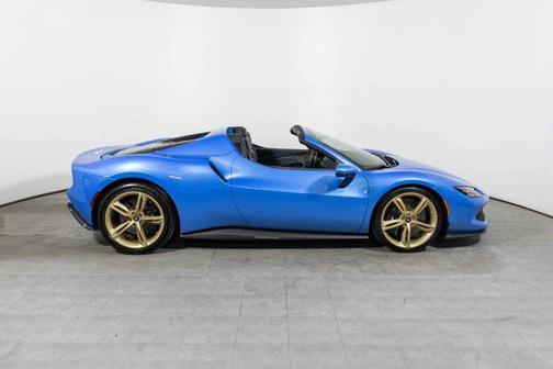 Flugplatz Blu Met 2024 Ferrari 296 GTS Convertible