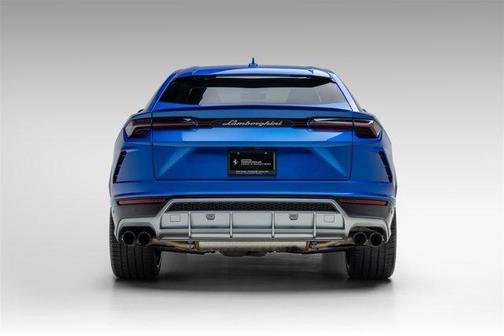 2019 Lamborghini Urus AWD