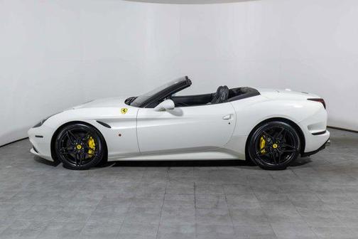 2016 Ferrari California T