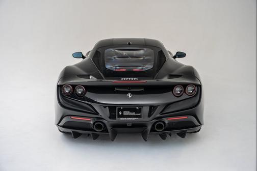 Nero Daytona 2021 Ferrari F8 Tributo Base
