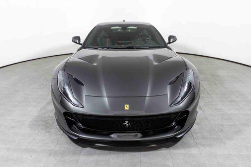 2018 Ferrari 812 Superfast Base