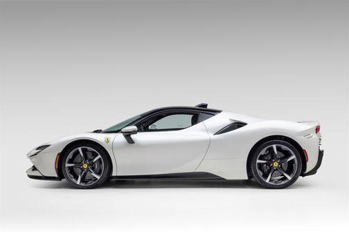 2023 Ferrari SF90 Stradale Coupe