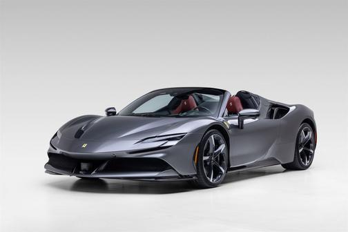 Grigio Ferro 2024 Ferrari SF90 Spider Convertible