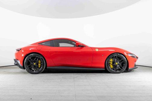 2022 Ferrari Roma Coupe