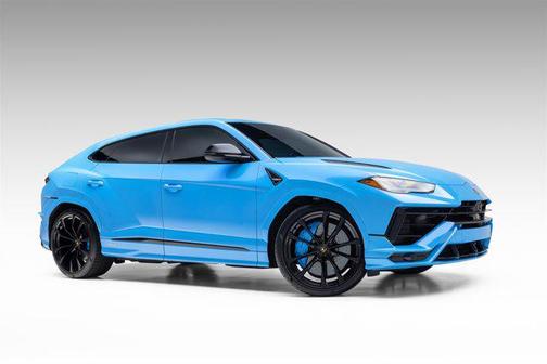 2023 Lamborghini Urus S