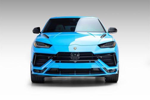 2023 Lamborghini Urus S