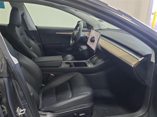 Solid Black 2023 Tesla Model 3 Standard Range Plus