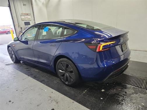 2025 Tesla Model 3 Long Range