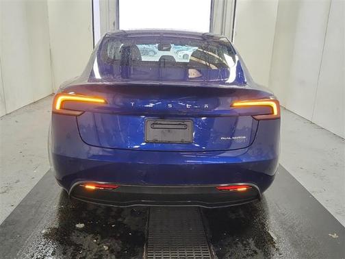 2025 Tesla Model 3 Long Range