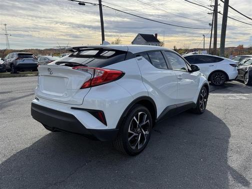 2021 Toyota C-HR XLE