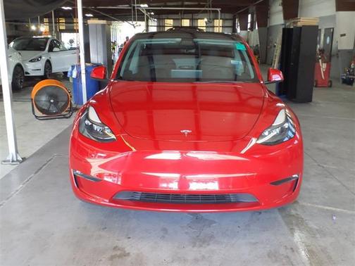 2022 Tesla Model Y Performance Dual Motor All-Wheel Drive