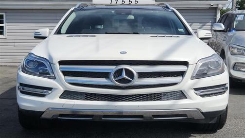 Photo 3 of 57 of 2016 Mercedes-Benz GL-Class GL 450 4MATIC
