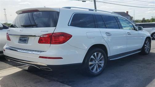 Photo 5 of 57 of 2016 Mercedes-Benz GL-Class GL 450 4MATIC