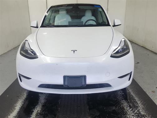 2023 Tesla Model Y Long Range AWD