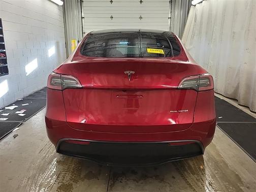 2024 Tesla Model Y Long Range Dual Motor All-Wheel Drive