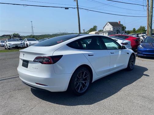 Pearl White Multi-Coat 2023 Tesla Model 3 Standard Range Plus