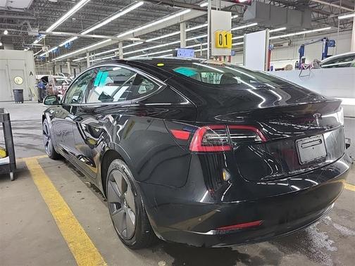 2023 Tesla Model 3 Standard Range Plus