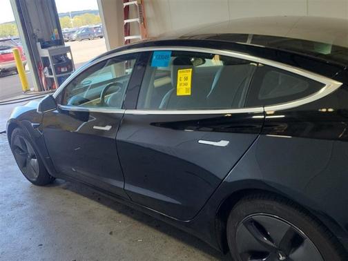 Solid Black 2019 Tesla Model 3 Long Range