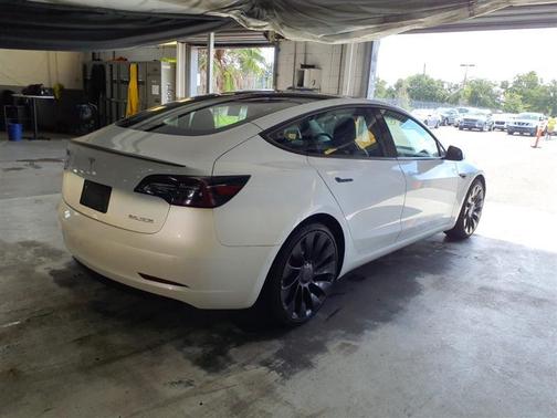 2022 Tesla Model 3 Performance