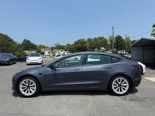 2022 Tesla Model 3 Base