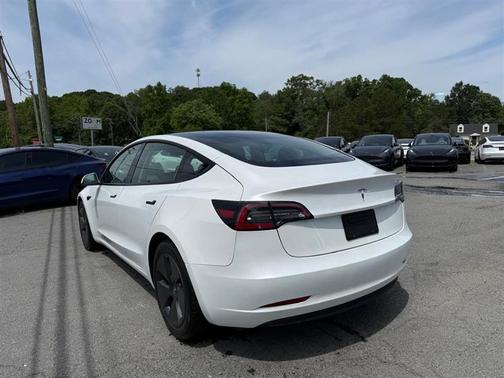 Pearl White Multi-Coat 2023 Tesla Model 3 Standard Range Plus