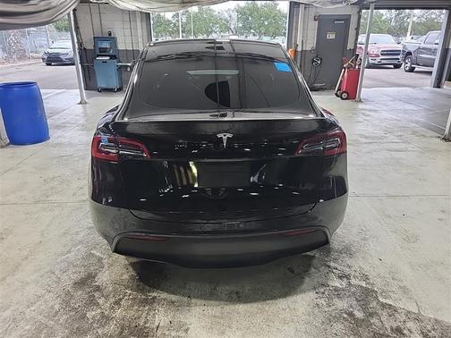 2022 Tesla Model Y Performance Dual Motor All-Wheel Drive