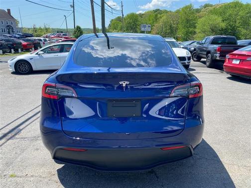 2023 Tesla Model Y Long Range Dual Motor All-Wheel Drive