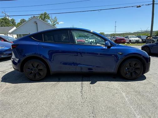 Deep Blue Metallic 2024 Tesla Model Y Long Range Dual Motor All-Wheel Drive