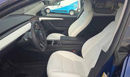 Deep Blue Metallic 2024 Tesla Model Y Long Range AWD