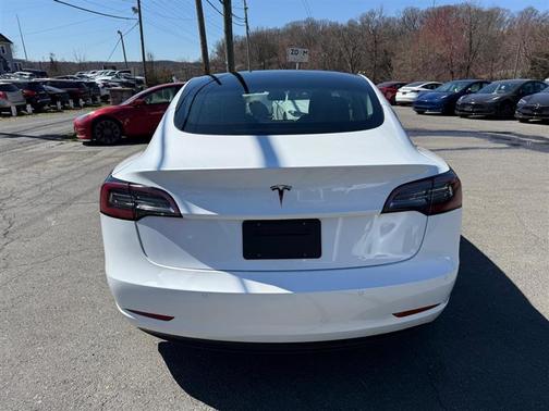 2022 Tesla Model 3 Base