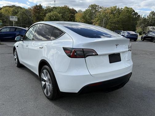 2023 Tesla Model Y Long Range AWD