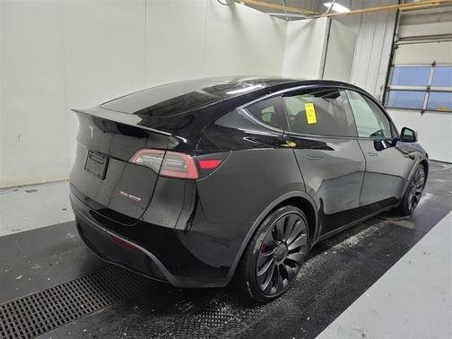 Solid Black 2023 Tesla Model Y Performance AWD